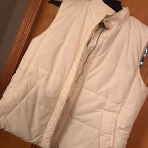 Liz Claiborne Cream Puffer Vest